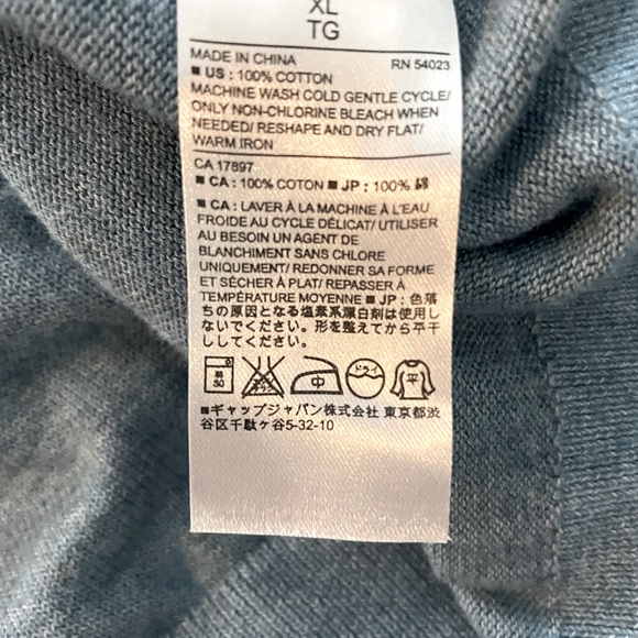 Ban man Republic Light Blue 100% Cotton‎ V- Neck Sweater - Picture 2 of 4